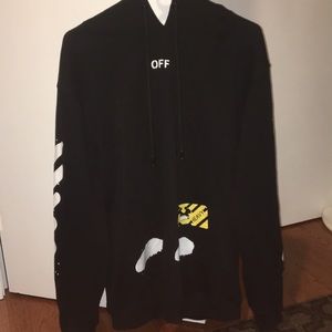 Off-White c/o Virgil Abloh